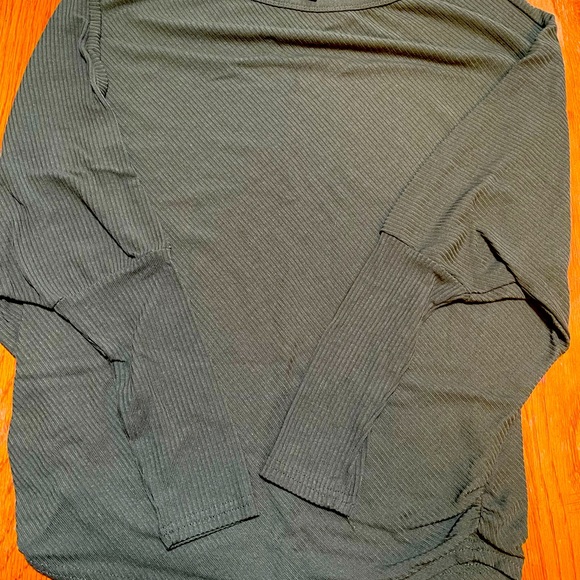 Off shoulder ribbed knit bat wing sweater green - Picture 4 of 6